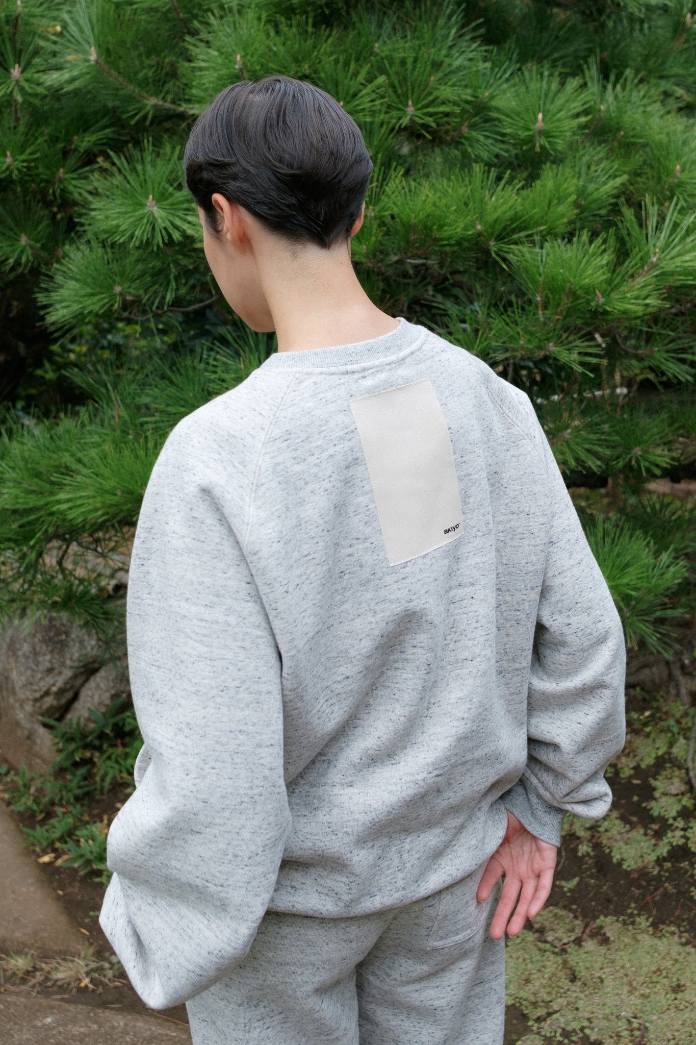 Raglan Logo Sweat